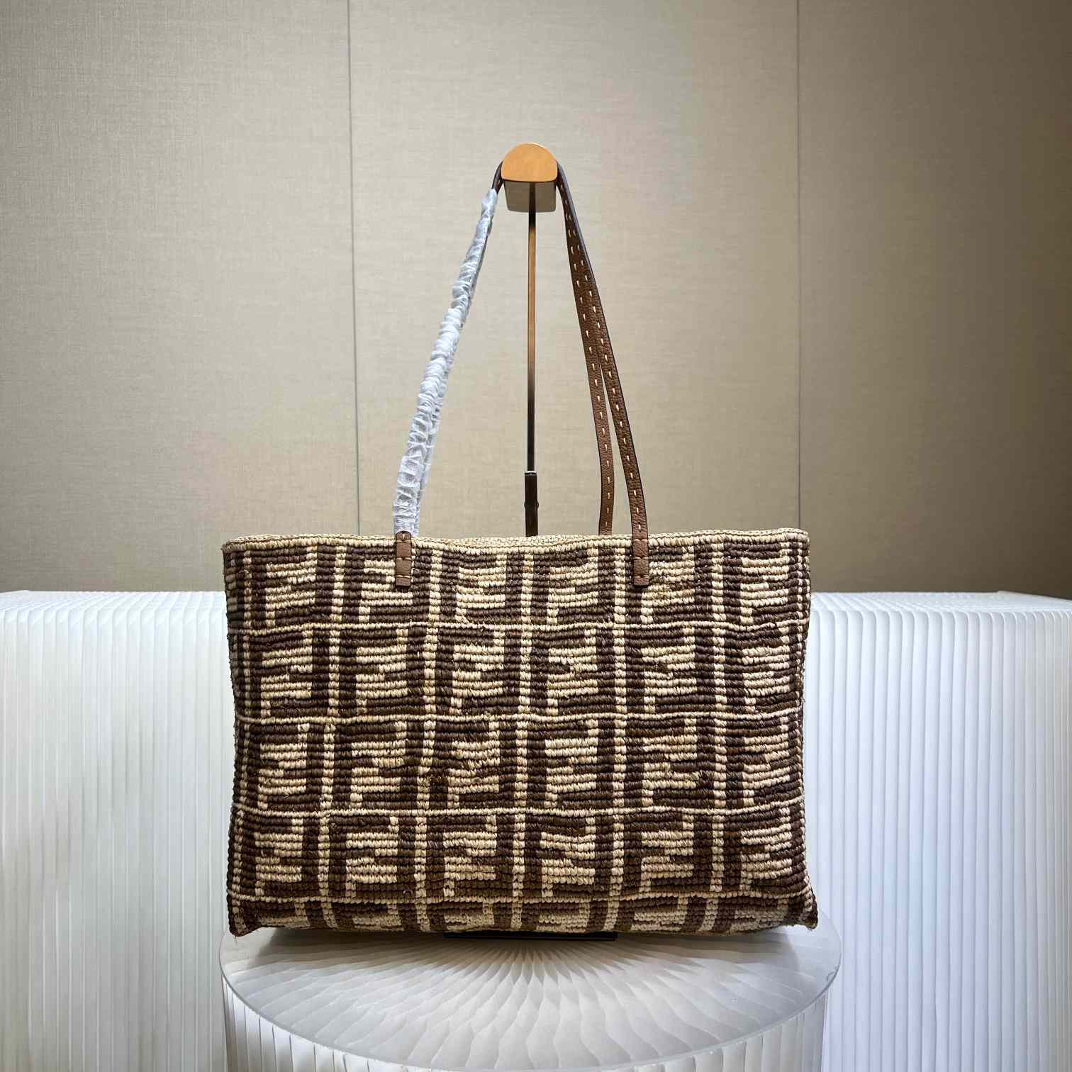 Fendi Roll Brown FF Raffia Crochet Shopper (35-32-19.5cm) - EUR FASHION