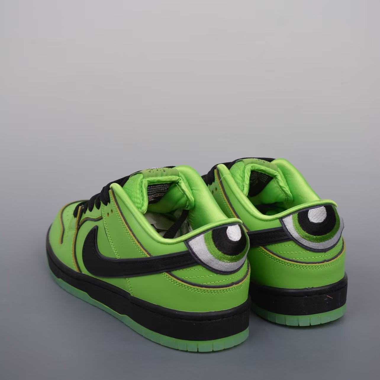 The Powerpuff Girls x Nike Dunk SB Low Sneaker      - EUR FASHION