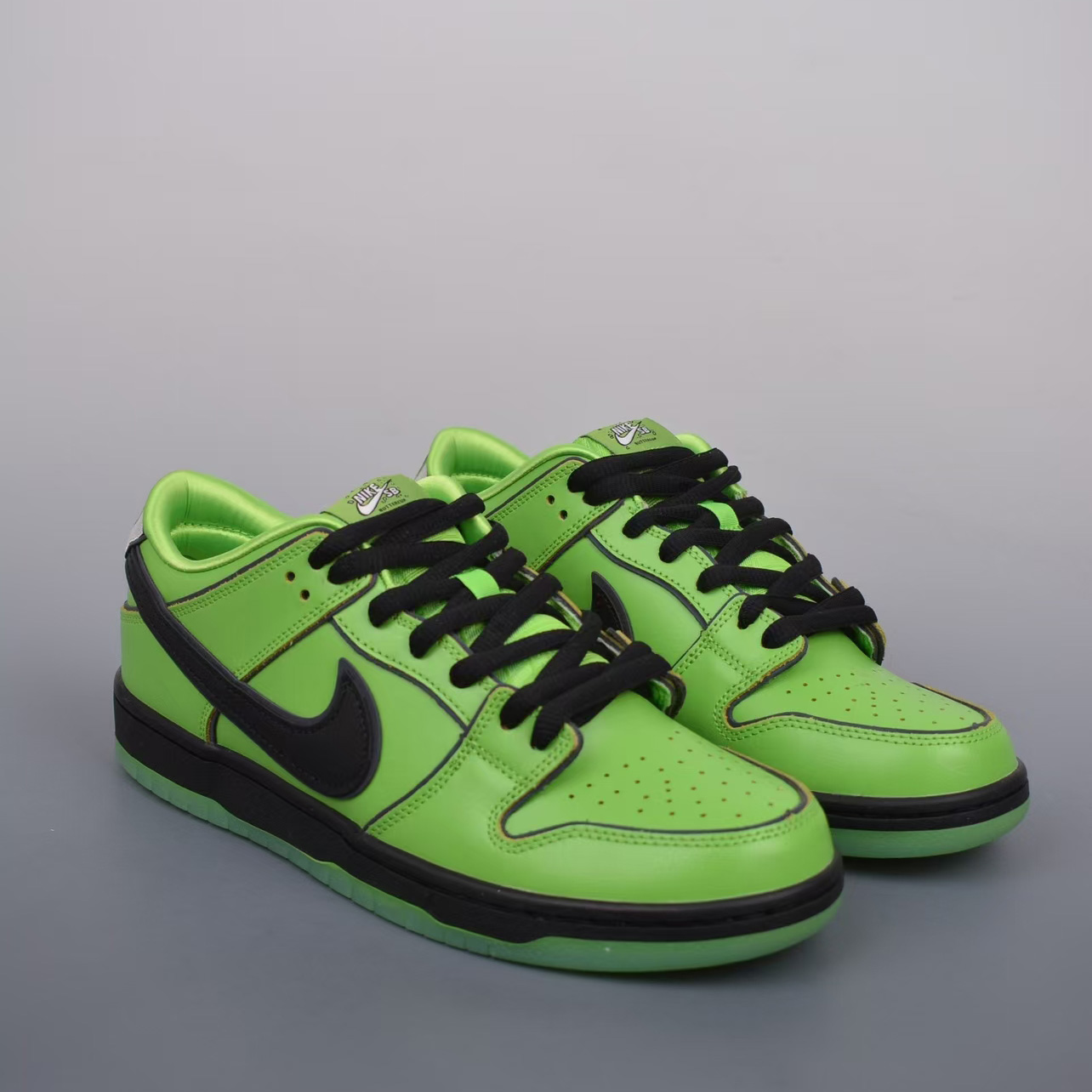 The Powerpuff Girls x Nike Dunk SB Low Sneaker      - EUR FASHION