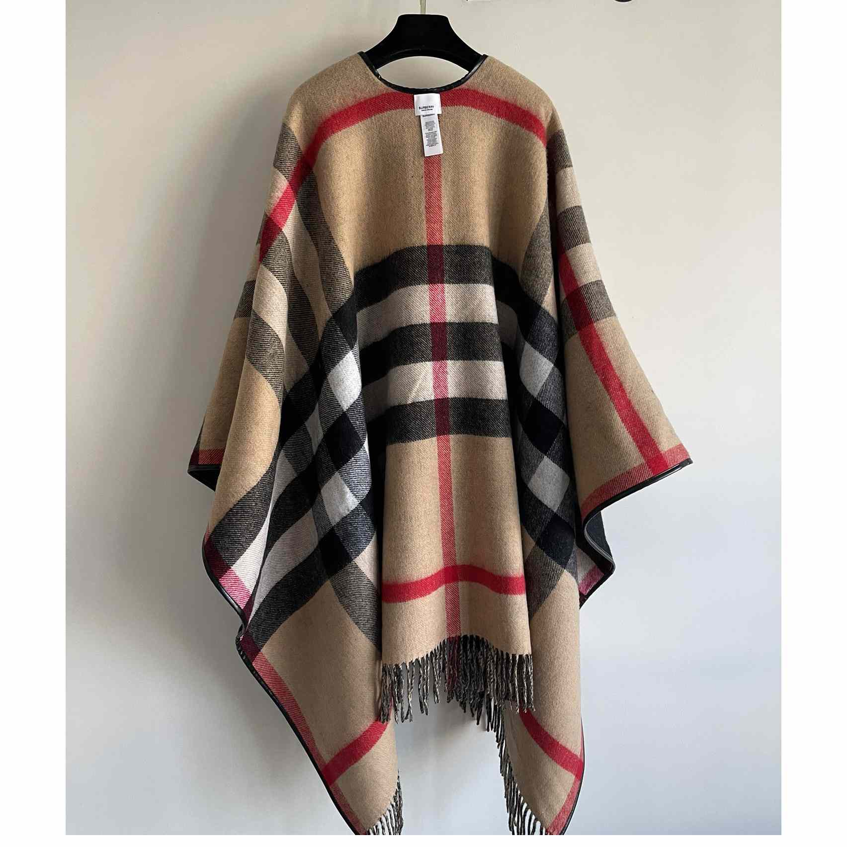 Burberry Poncho - EUR FASHION