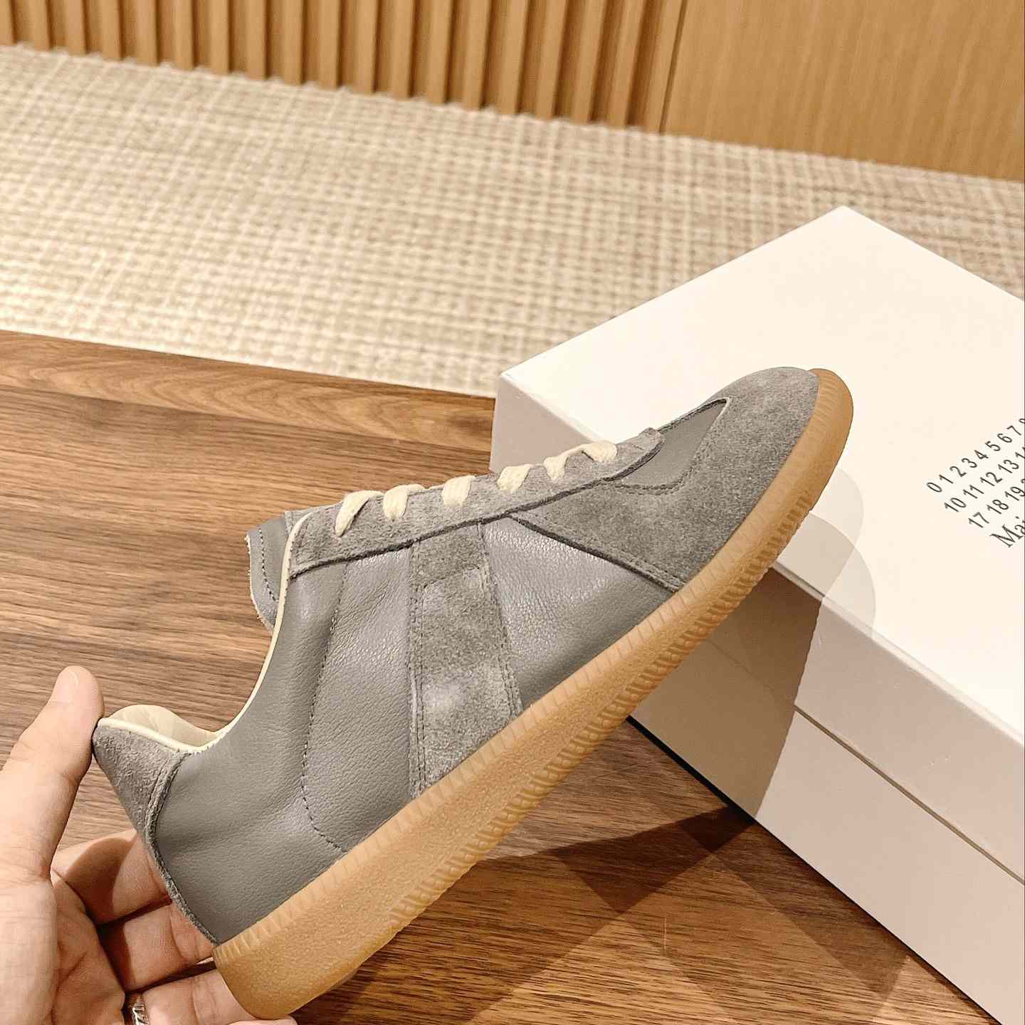 Maison Margiela Paint Replica Low-top Sneakers - EUR FASHION