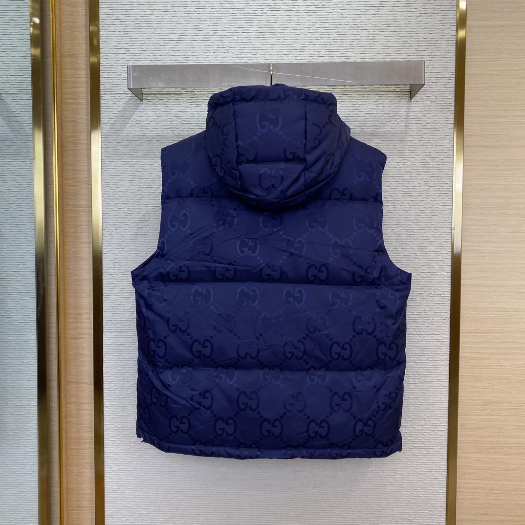 Gucci Jumbo GG Canvas Down Vest - EUR FASHION