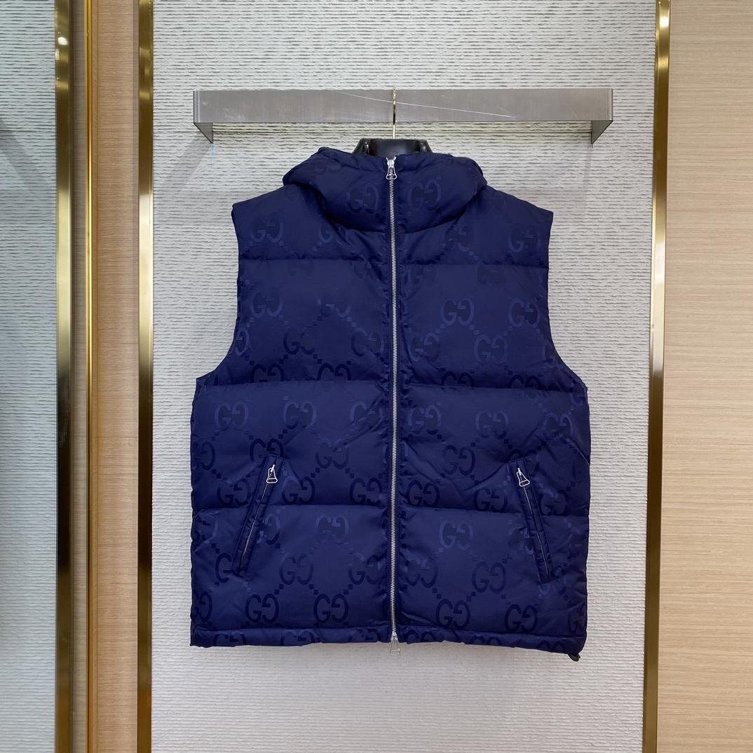 Gucci Jumbo GG Canvas Down Vest - EUR FASHION