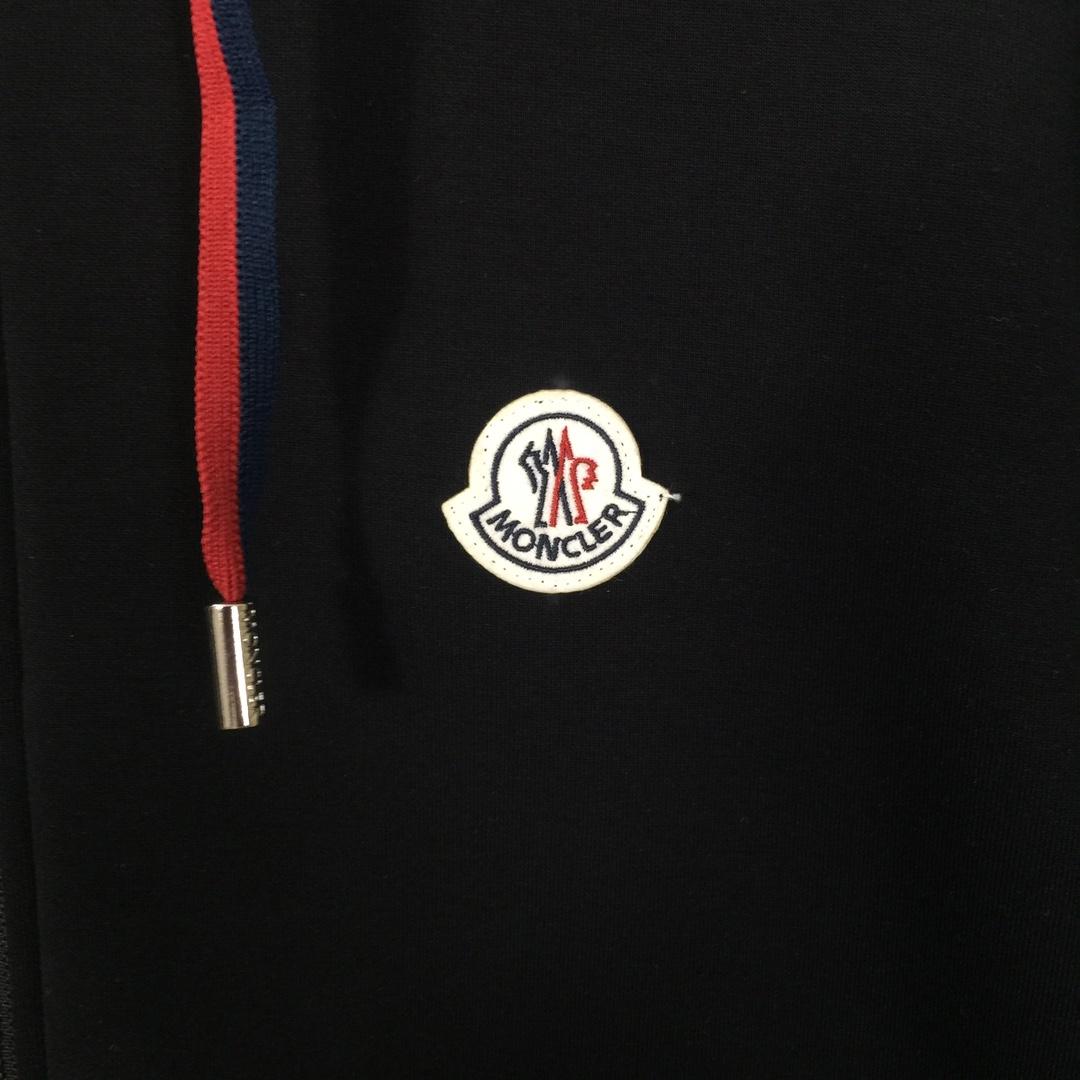 Moncler Hooded Jacket - EUR FASHION