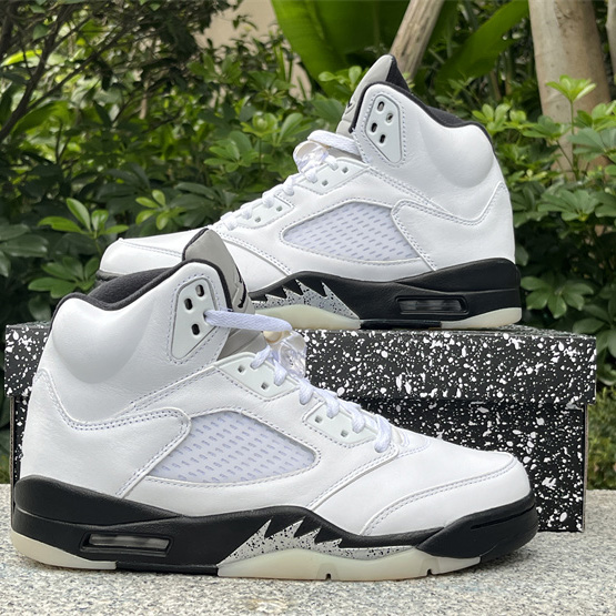 Air Jordan 5 “Reverse Metallic” Sneakers    DD0587-110 - EUR FASHION