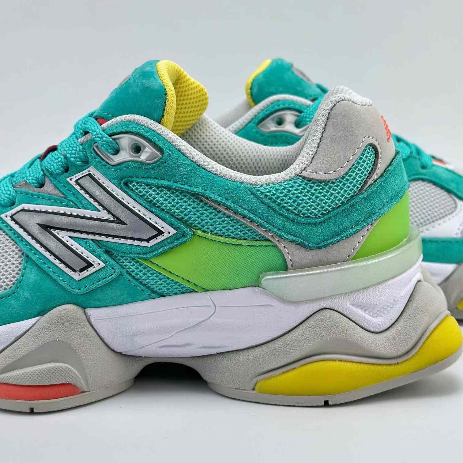 Joe Freshgoods x New Balance Sneakers      U9060DBTXQ - EUR FASHION