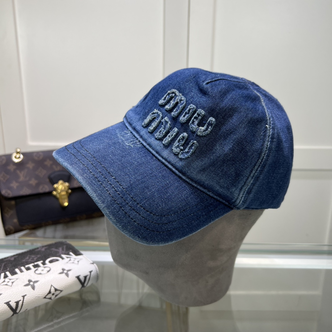 Miu Miu Baseball Cap - EUR FASHION