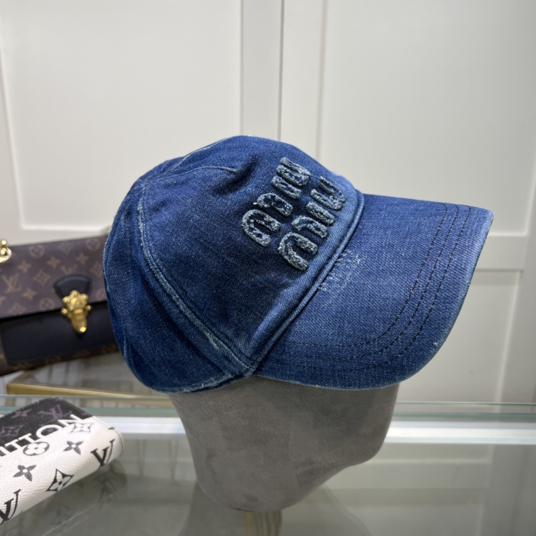 Miu Miu Baseball Cap - EUR FASHION