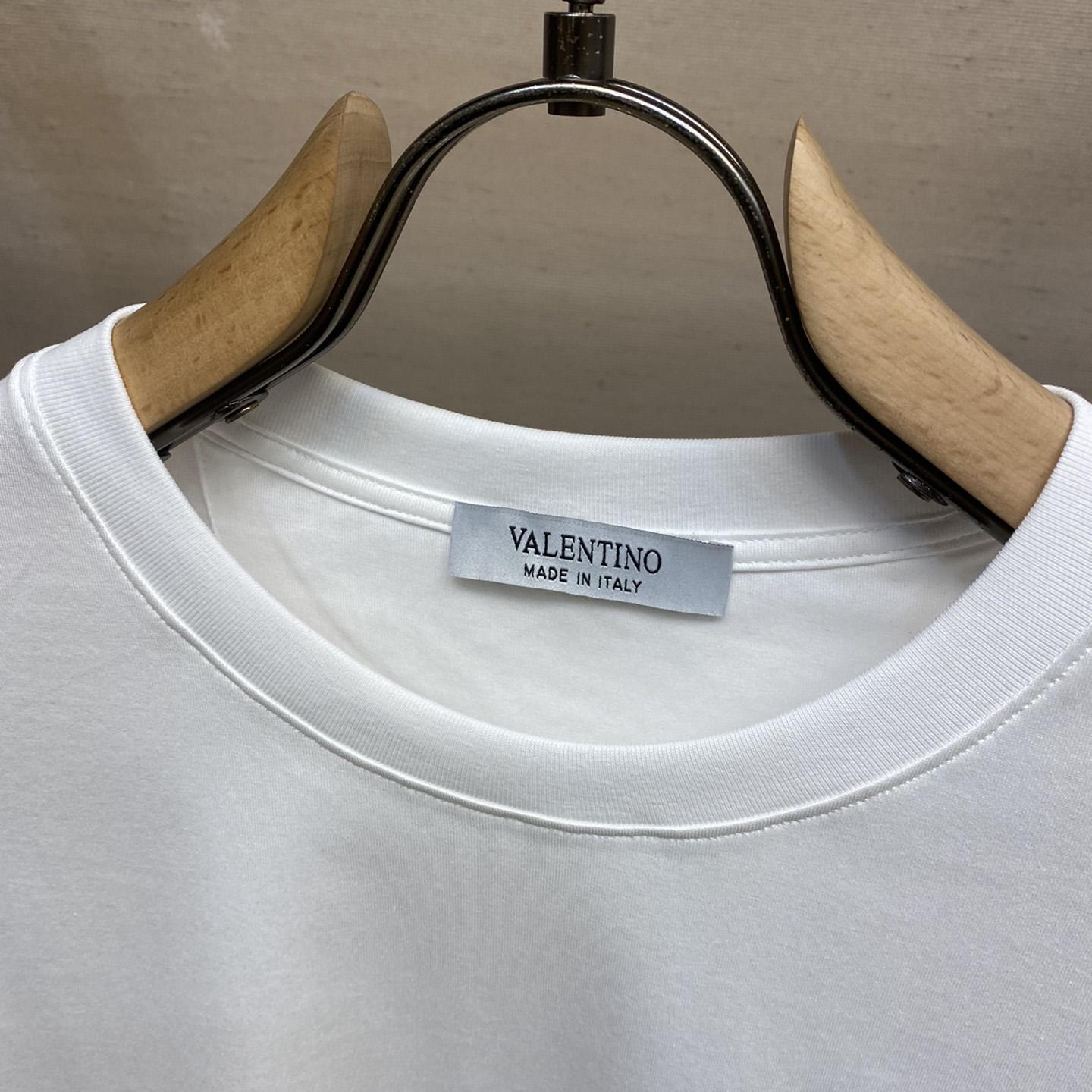  Valenti Cotton T-shirt with VLogo Signature Patch - EUR FASHION