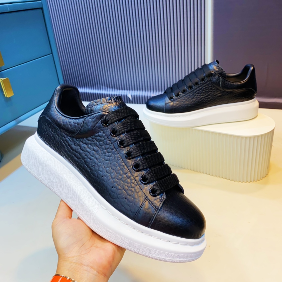 Alexander Mcqueen Oversized sneakers - EUR FASHION