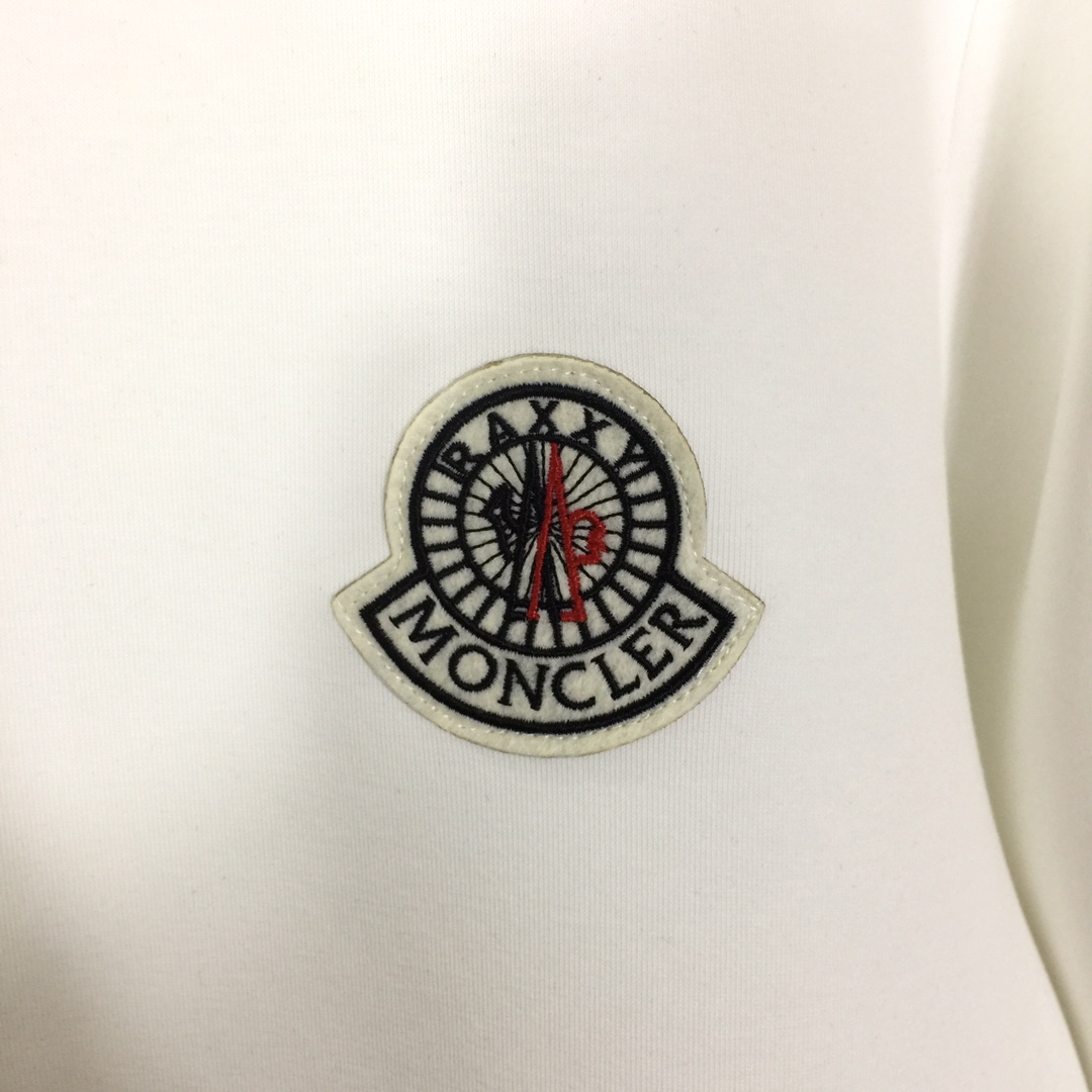 Moncler Jacket - EUR FASHION