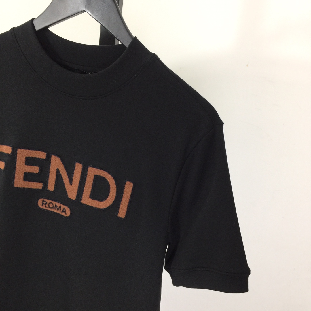 Fendi Black Cotton T-shirt - EUR FASHION