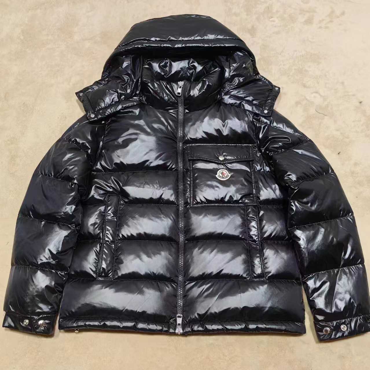 Moncler Short Down Jacket - EUR FASHION