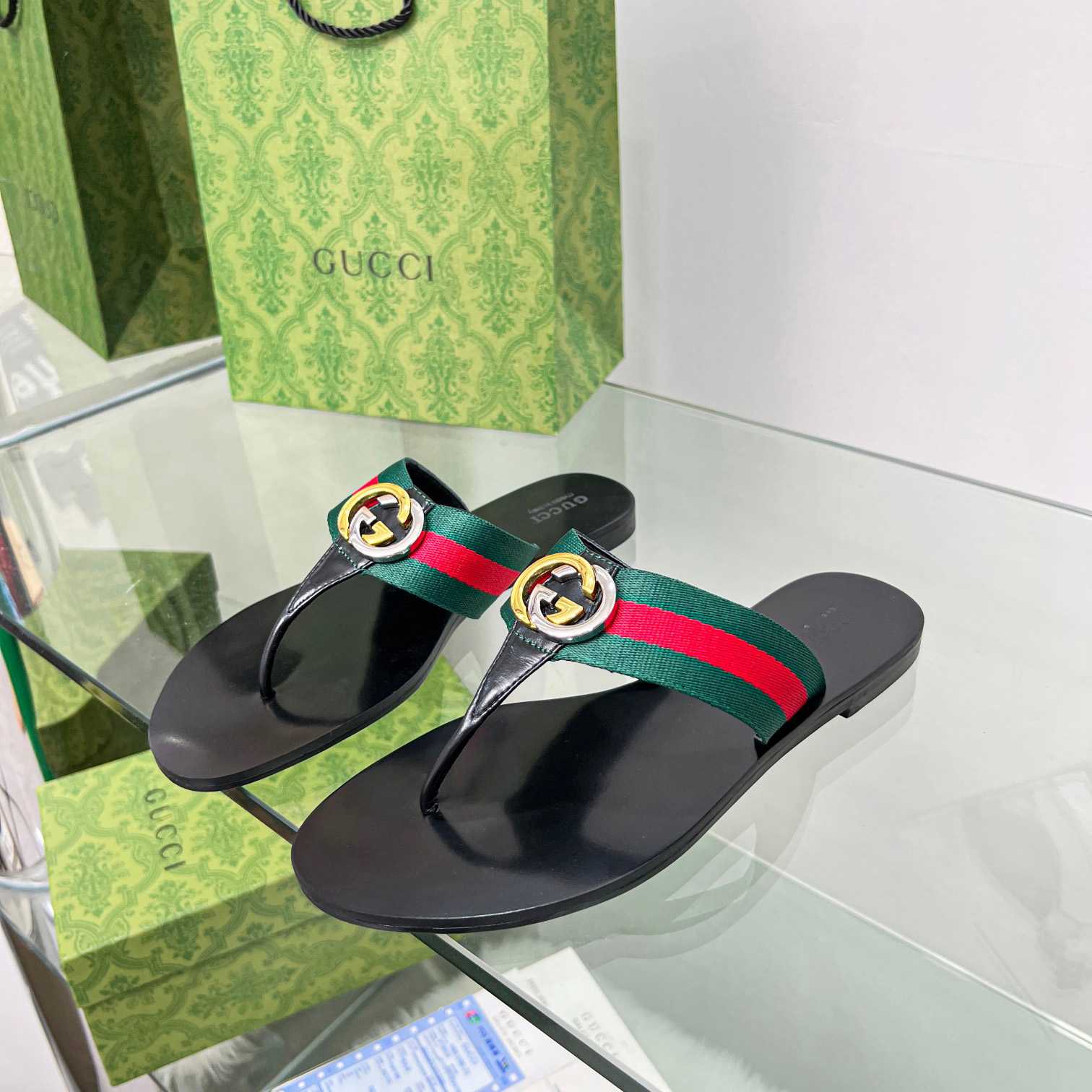 Gucci Women's Thong Sandal With Horsebit  - EUR FASHION