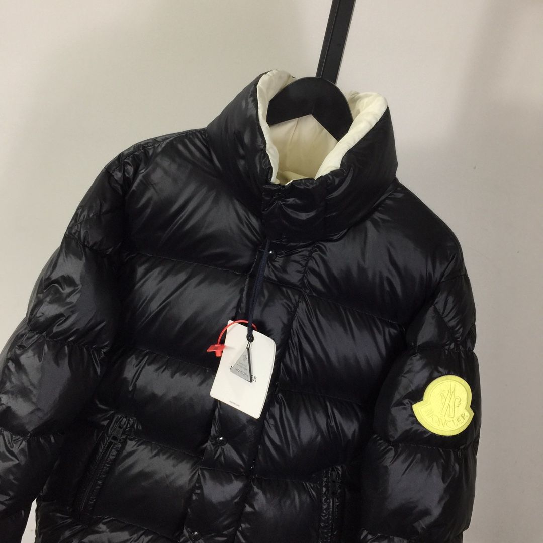 Moncler Dervox Down Jacket - EUR FASHION