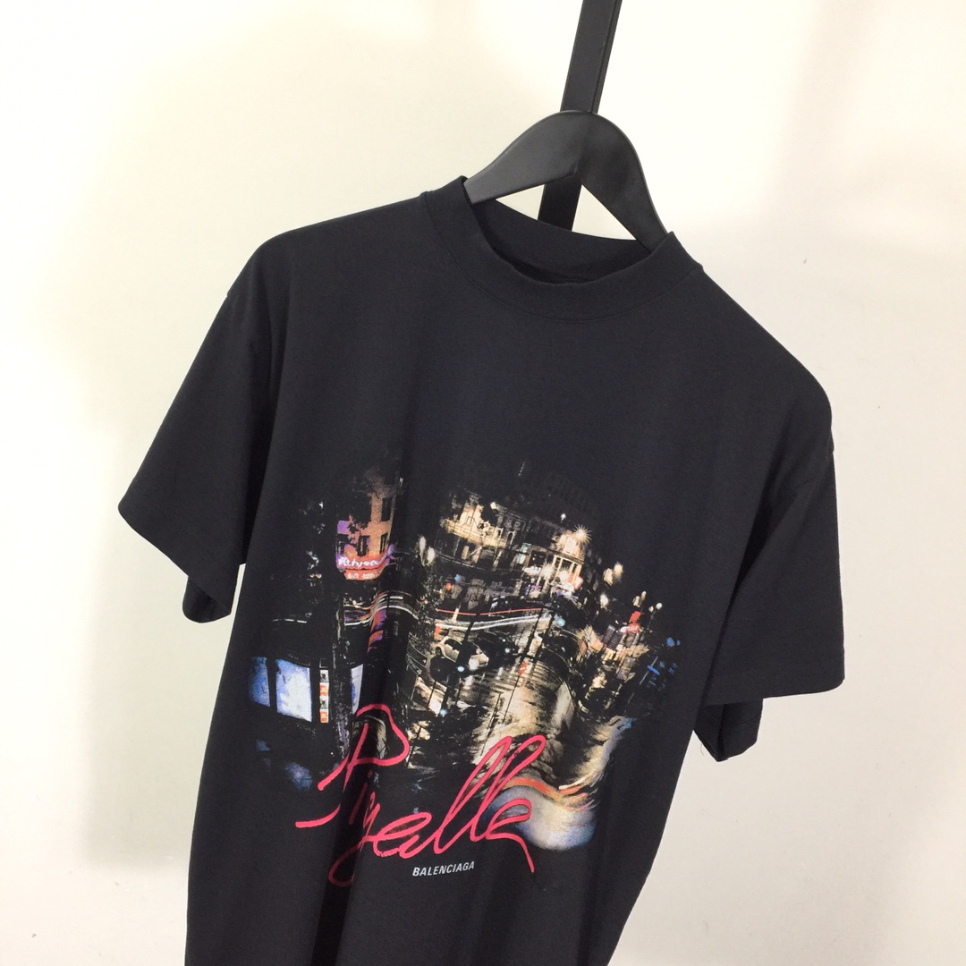 Balenciaga Pigalle T-Shirt Oversized In Black - EUR FASHION