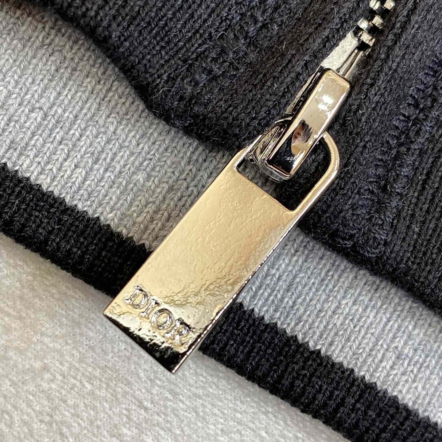 Dior Zip Up Sweatshirt - EUR FASHION