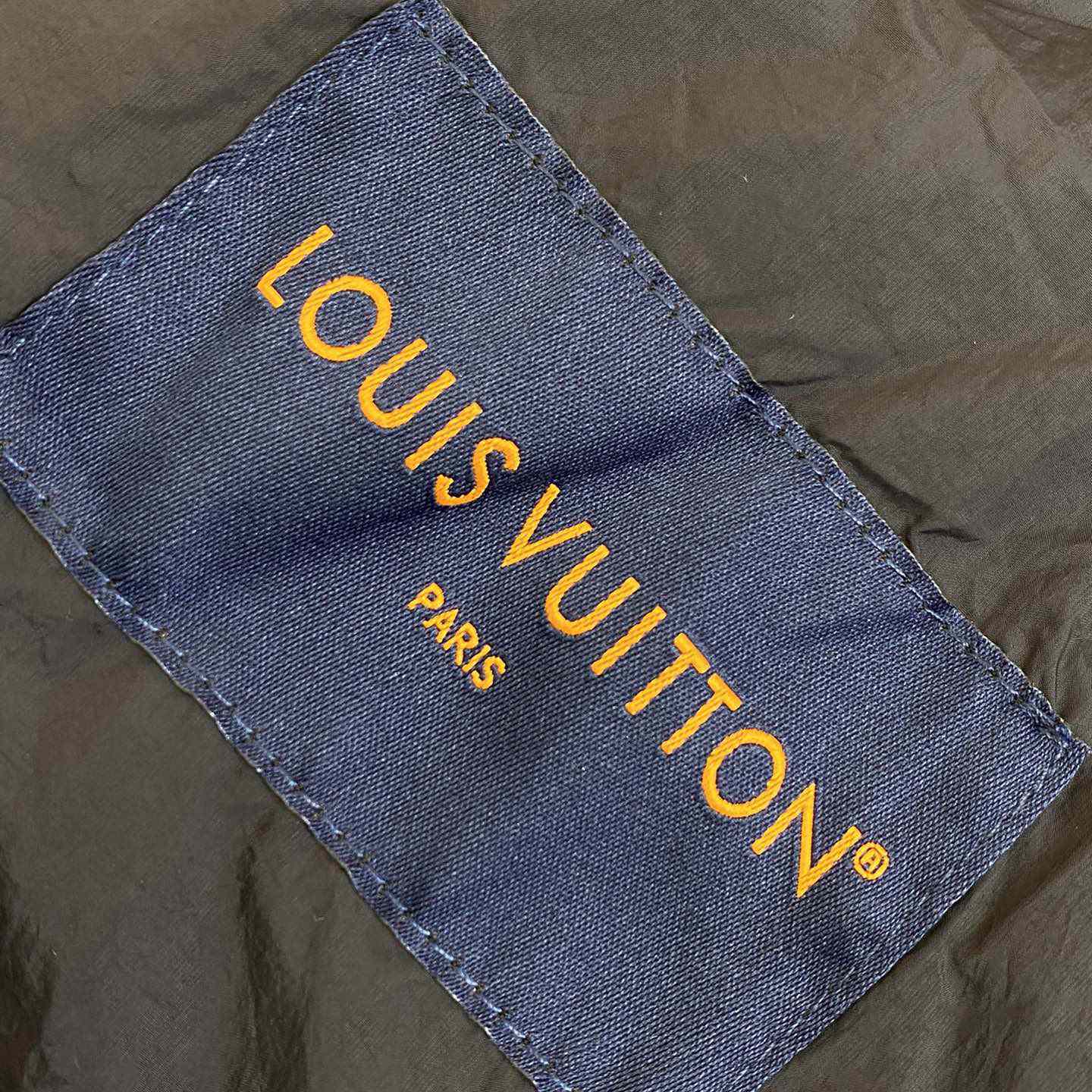 Louis Vuitton Monogram Quilted Gilet    - EUR FASHION