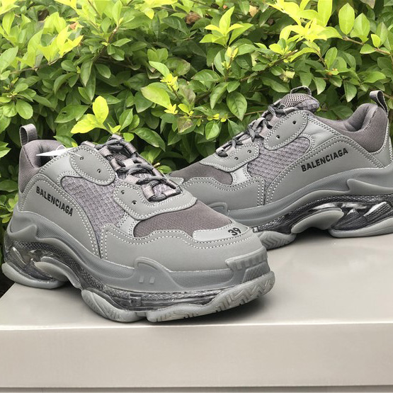 Balenciaga Triple S Sneaker  - EUR FASHION