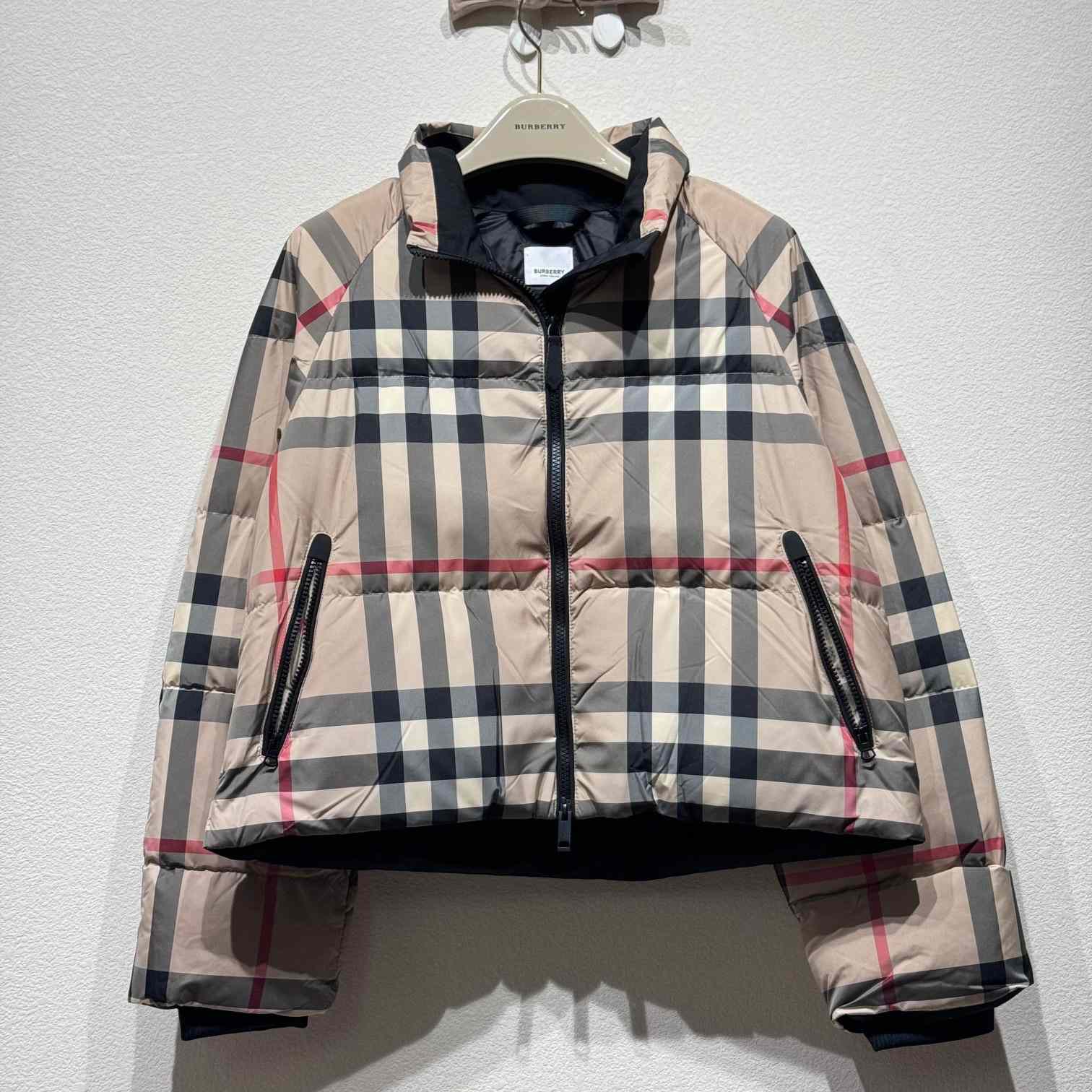 Burberry Cropped Check Puffer Jacket - EUR FASHION