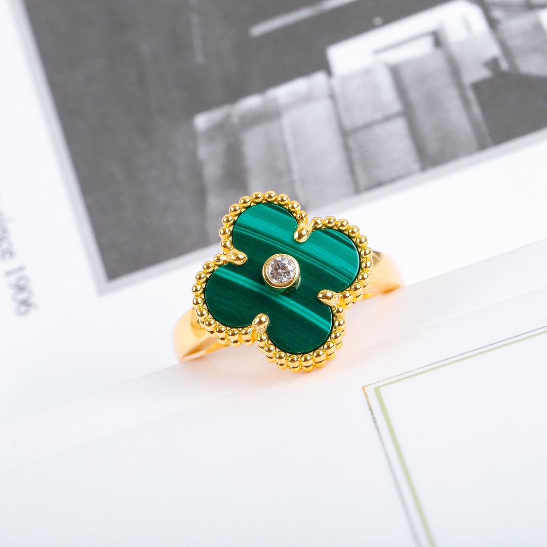 Van Cleef & Arpels Rings - EUR FASHION