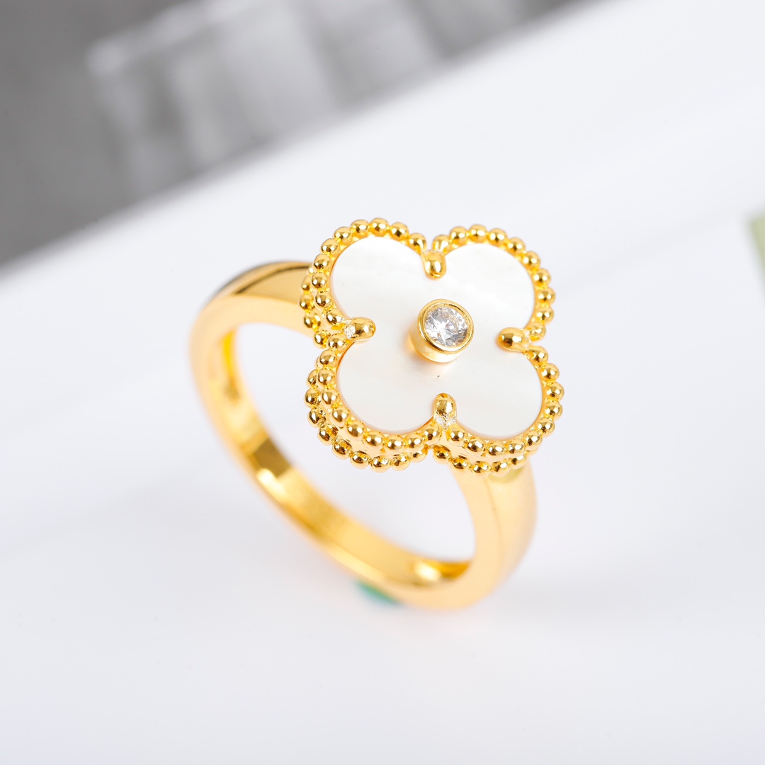 Van Cleef & Arpels Rings - EUR FASHION