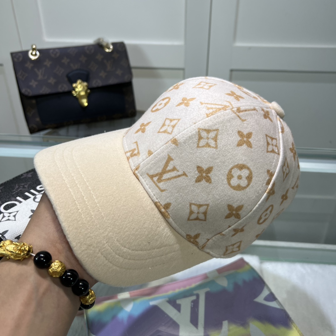 Louis Vuitton Cap - EUR FASHION