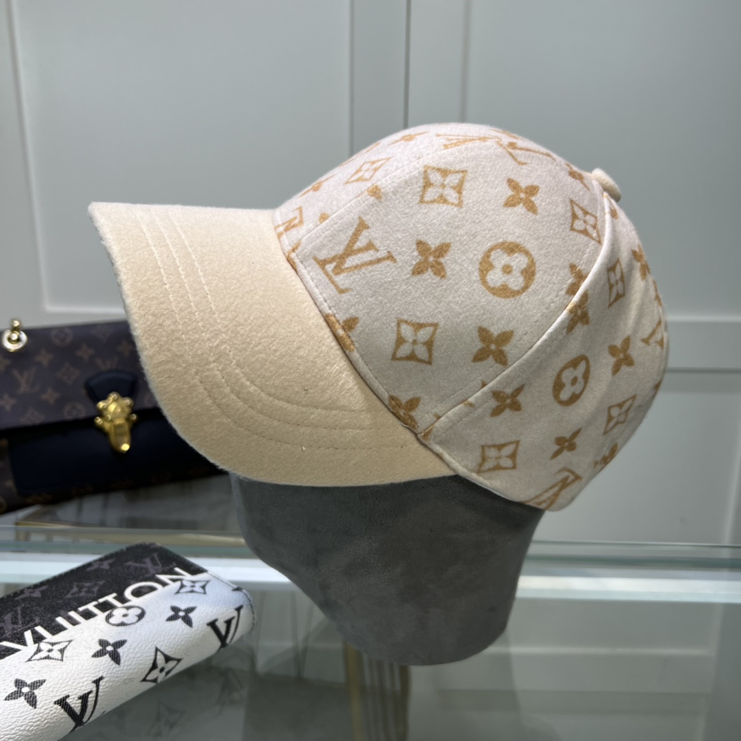 Louis Vuitton Cap - EUR FASHION