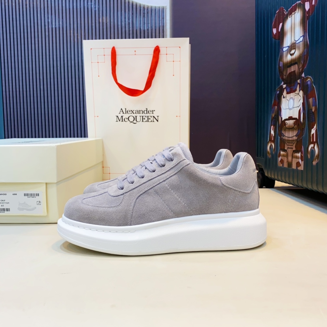 Alexander Mqueen Oversized Sneakers - EUR FASHION