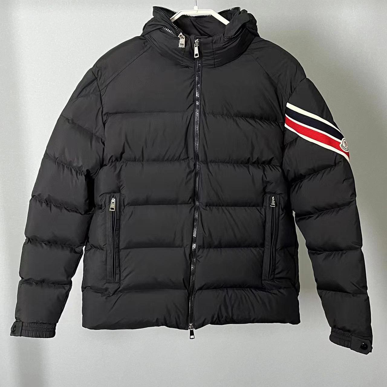 Moncler Solayan Short Down Jacket - EUR FASHION