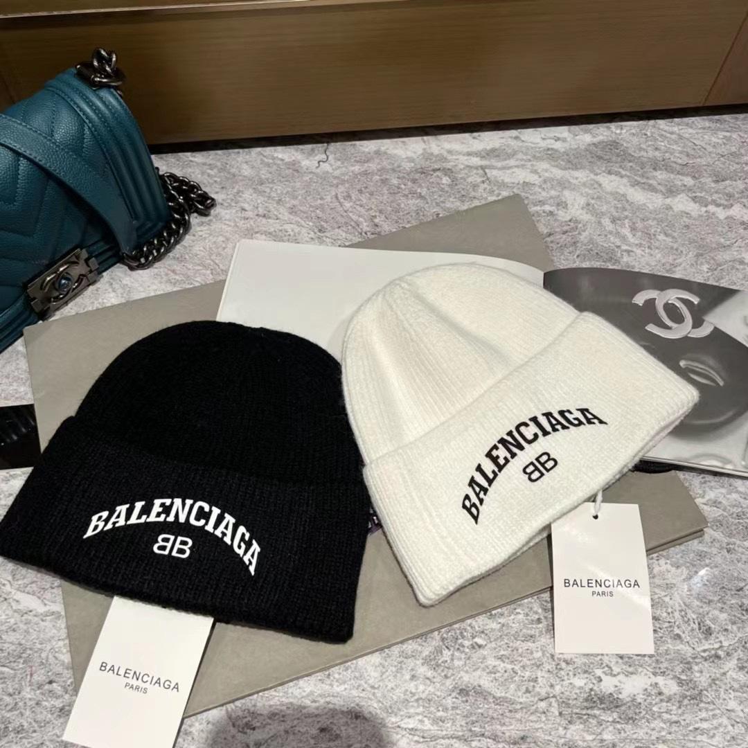 Balenciag Beanie  - EUR FASHION