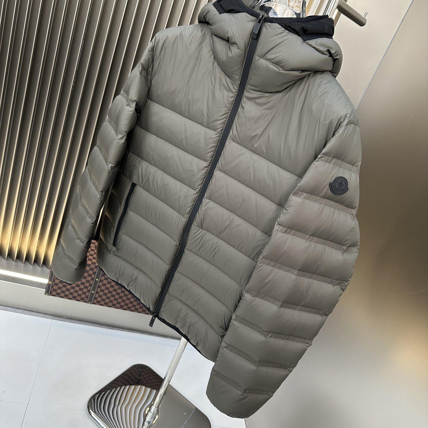 Moncler Hooded Puffer Jacket - EUR FASHION