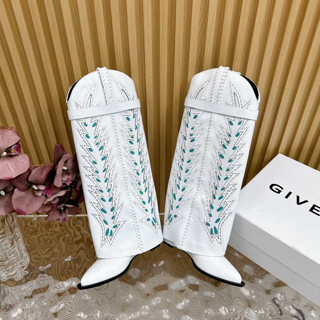 Givenchy Shark Lock Cowboy Boots In Leather With Strass - EUR FASHION