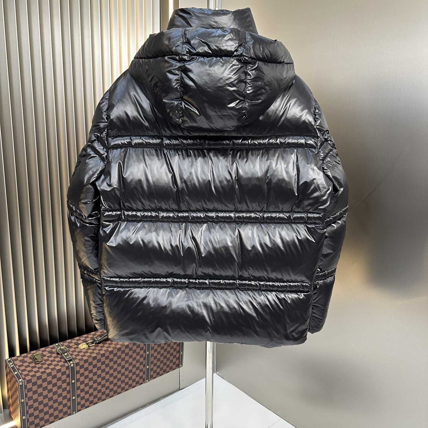 Moncler Thuban Nylon Laquè Down Jacket - EUR FASHION