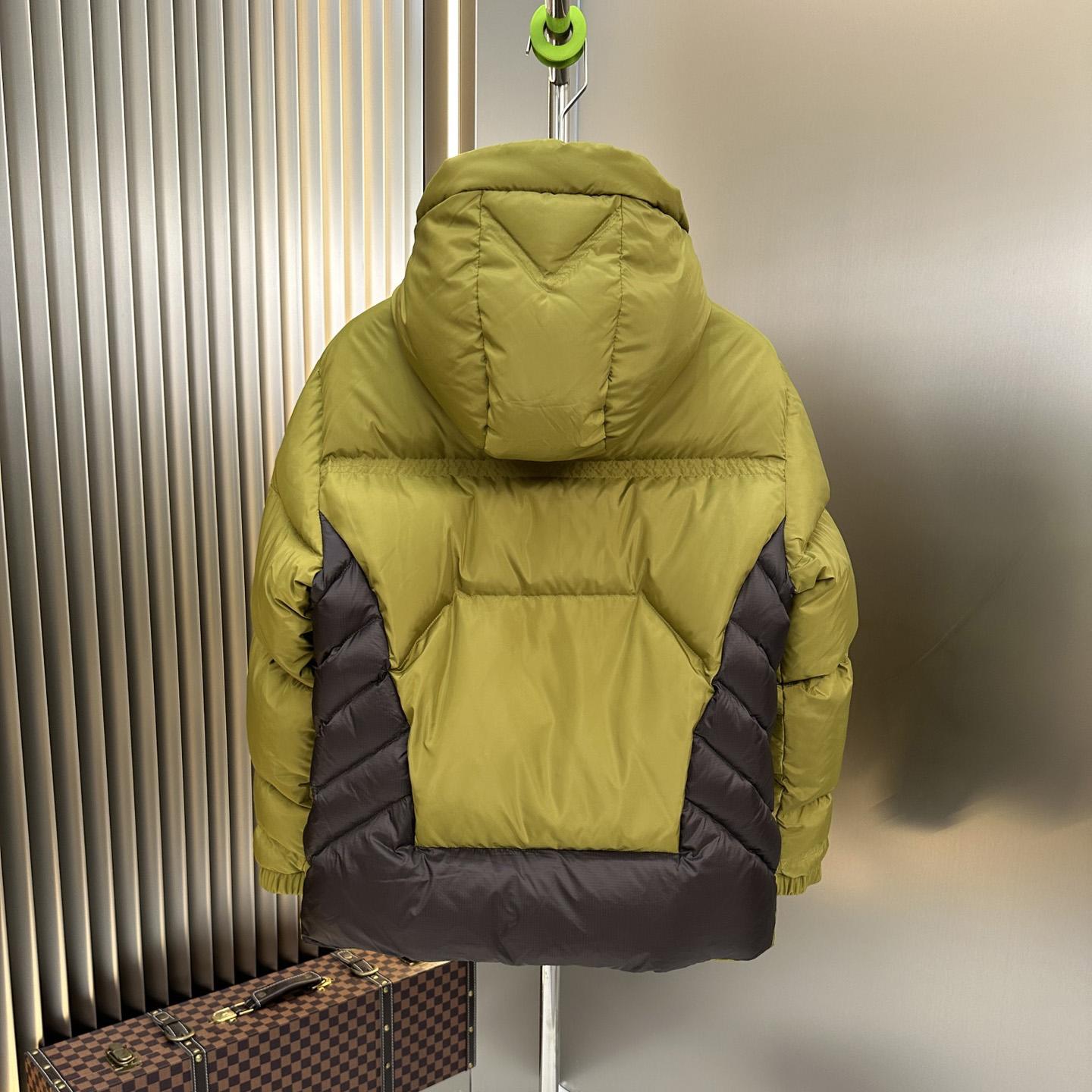 Moncler Jarama Hooded Puffer Jacket - EUR FASHION