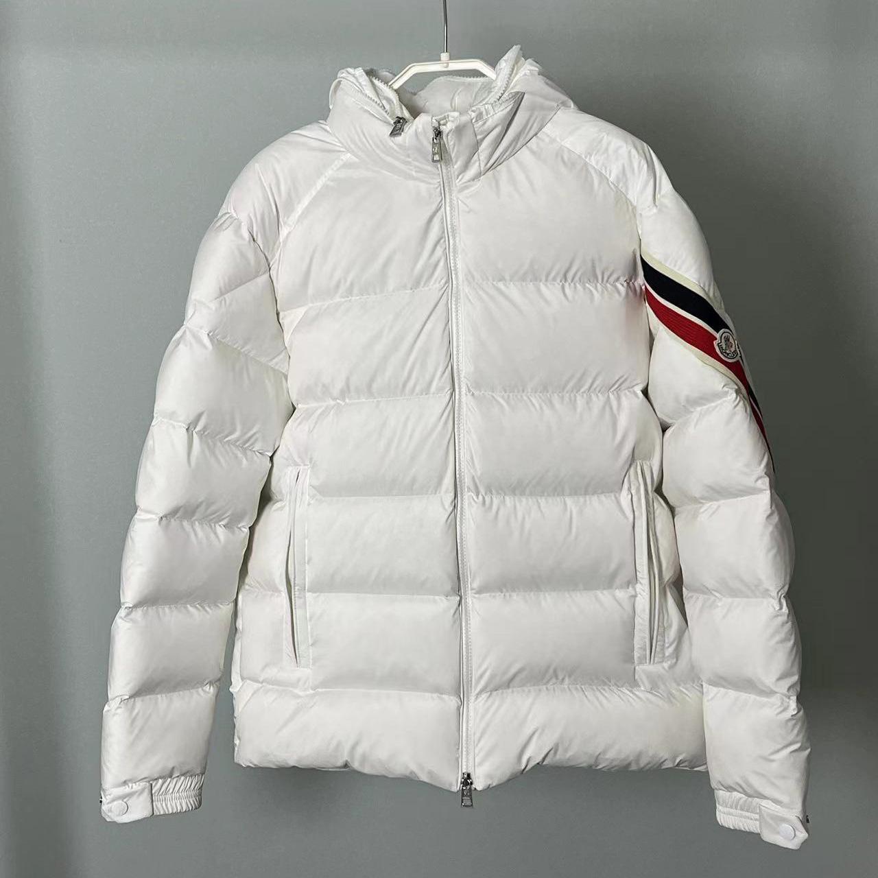 Moncler Solayan Short Down Jacket - EUR FASHION