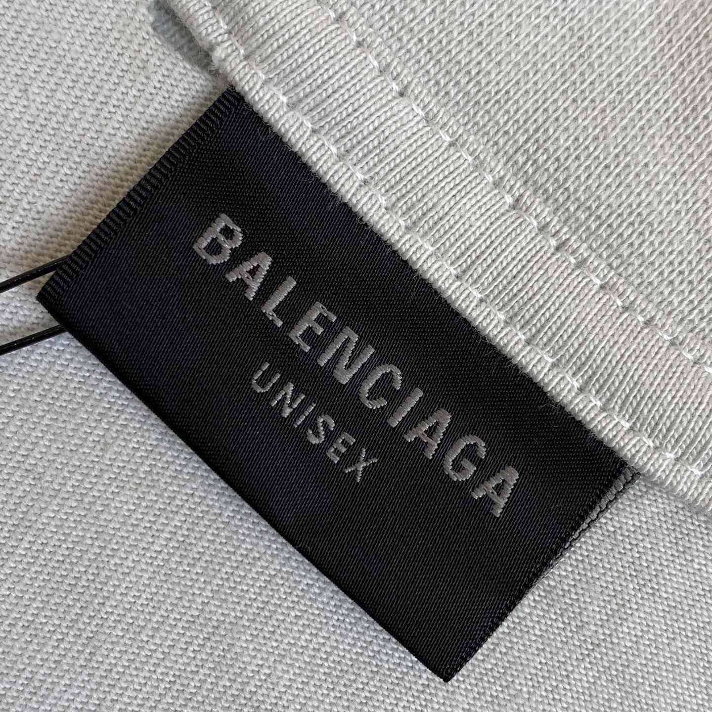 Balenciaga Long Sleeve T-Shirt  - EUR FASHION