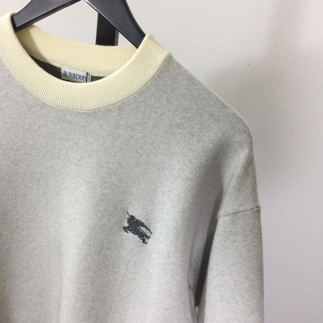 Burberry Logo Sweater - EUR FASHION