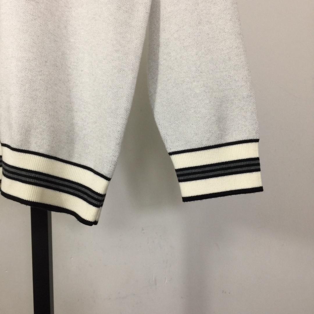 Burberry Logo Sweater - EUR FASHION