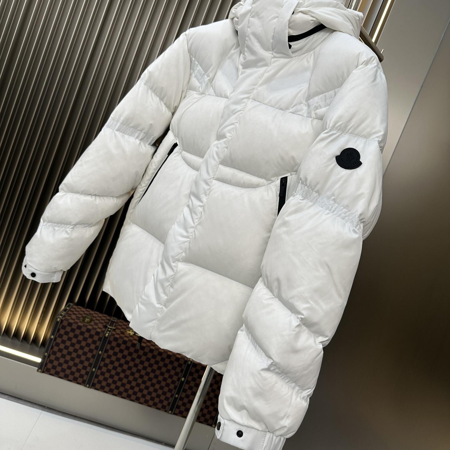 Moncler Jarama Hooded Puffer Jacket - EUR FASHION