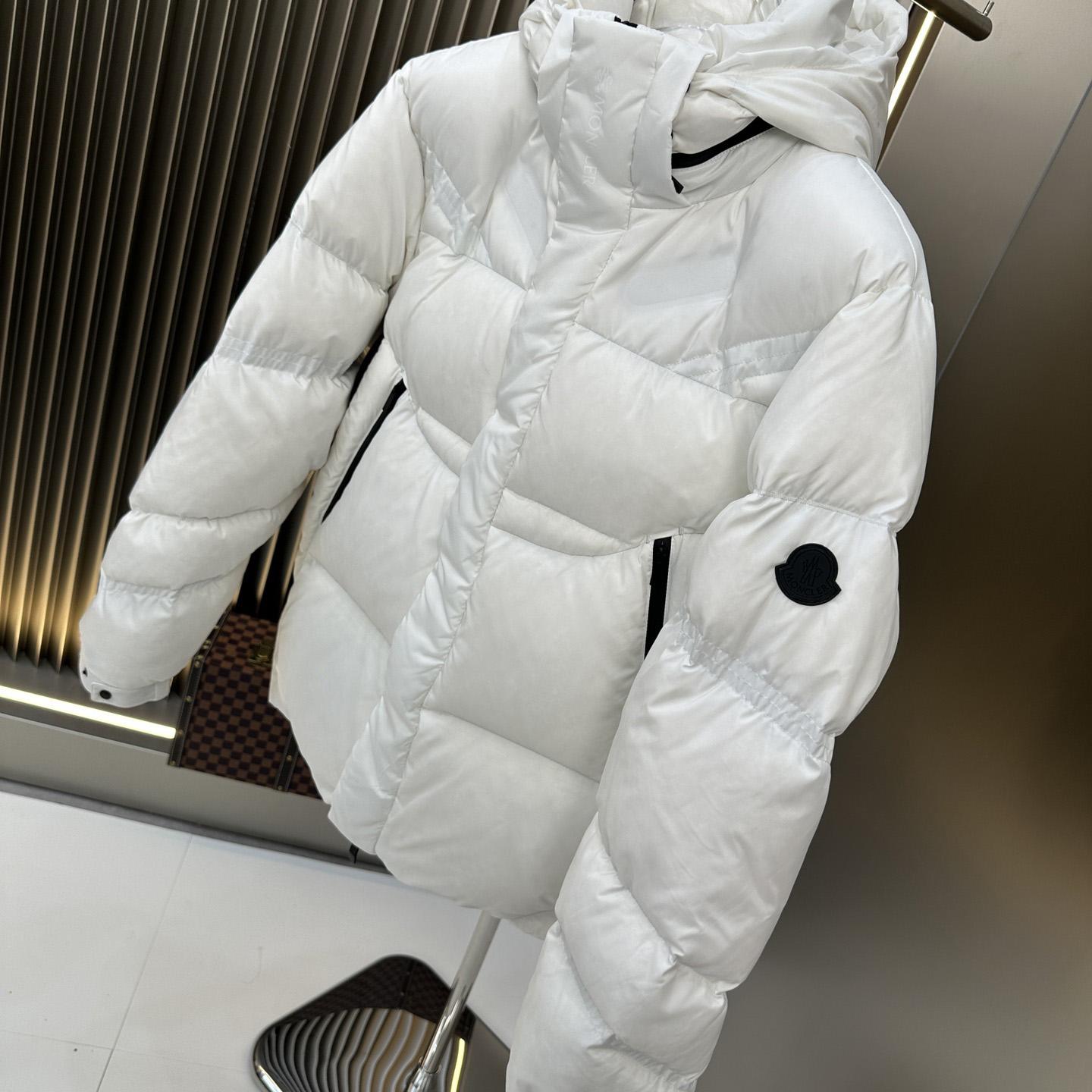 Moncler Jarama Hooded Puffer Jacket - EUR FASHION