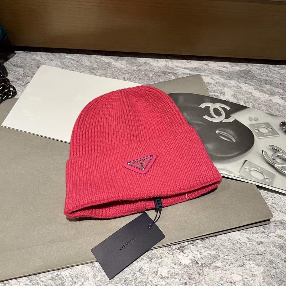 Prada Beanie - EUR FASHION