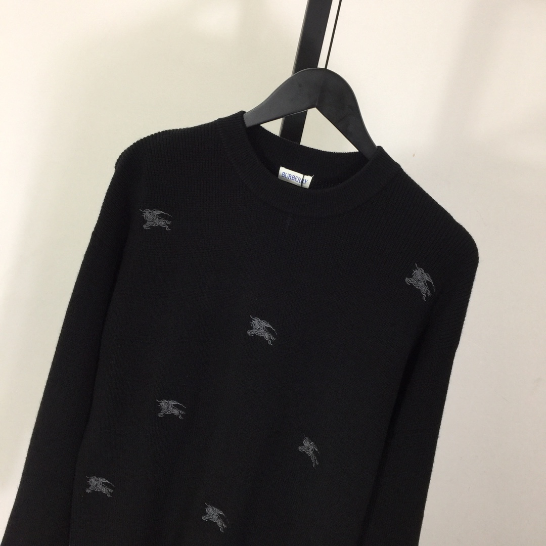 Burberry Logo Sweater - EUR FASHION