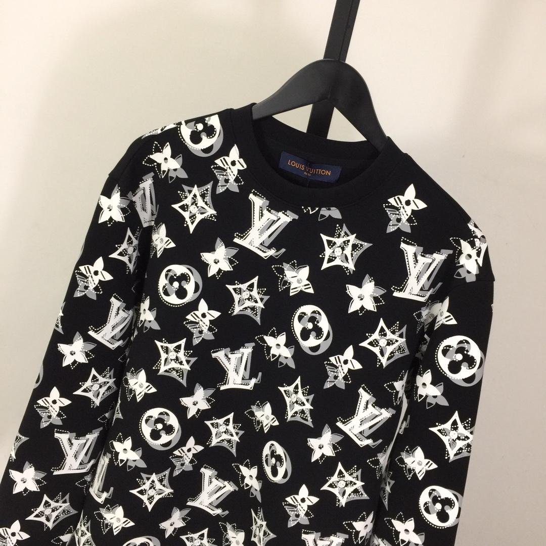 Louis Vuitton Monogram Sweatshirt - EUR FASHION