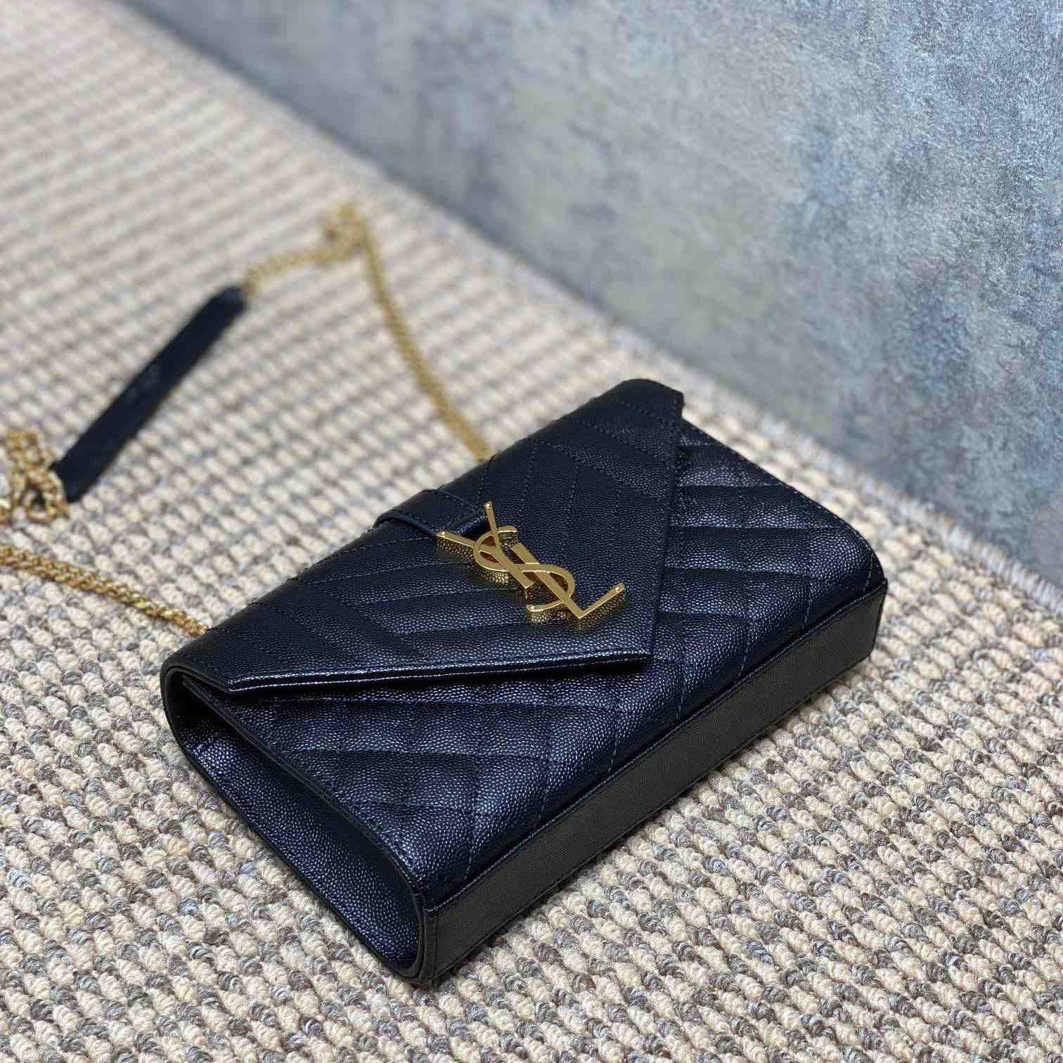 Saint Laurent Envelope Small In Quilted Grain De Poudre Embossed Leather - EUR FASHION