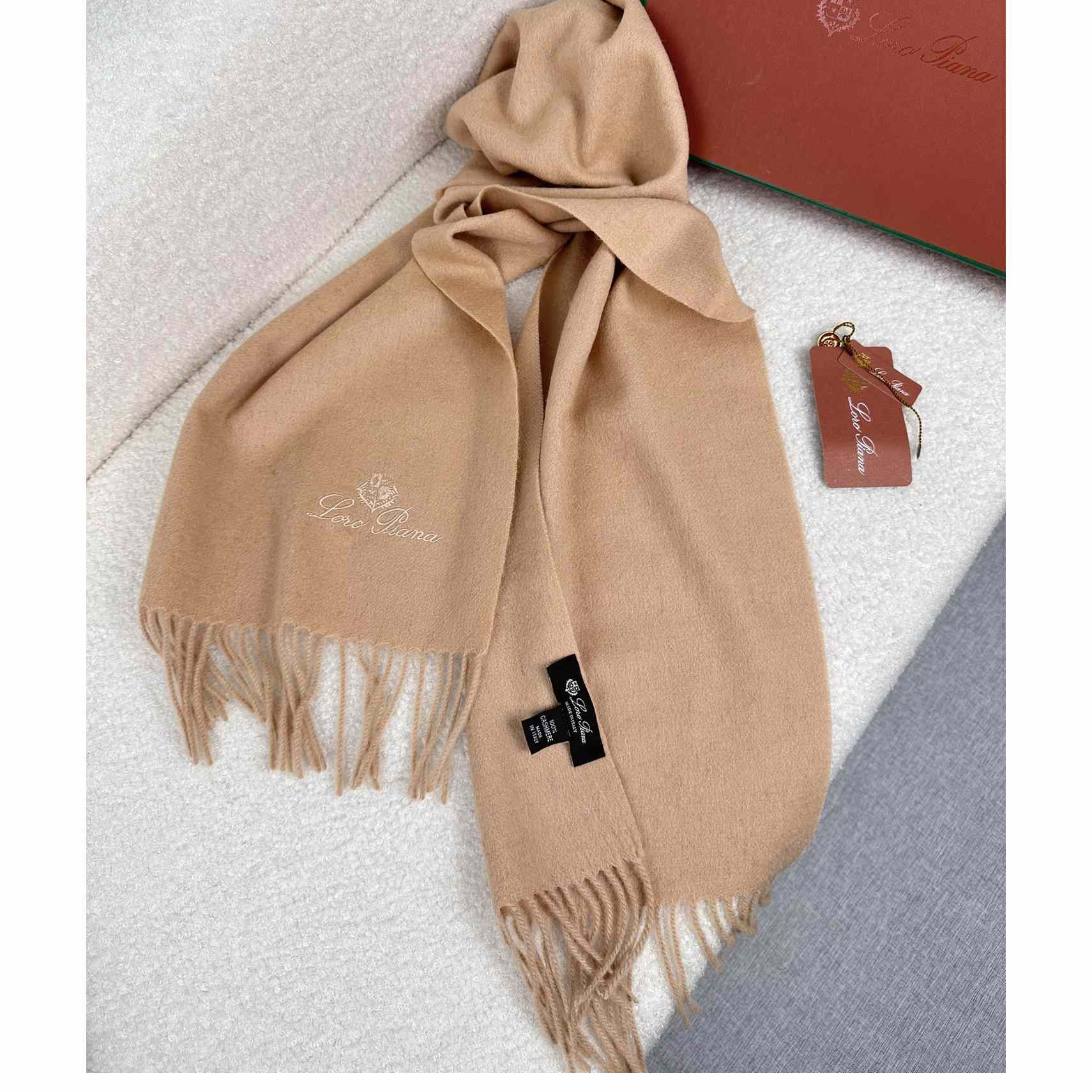 Loro Piana Grande Unita Scarf - EUR FASHION