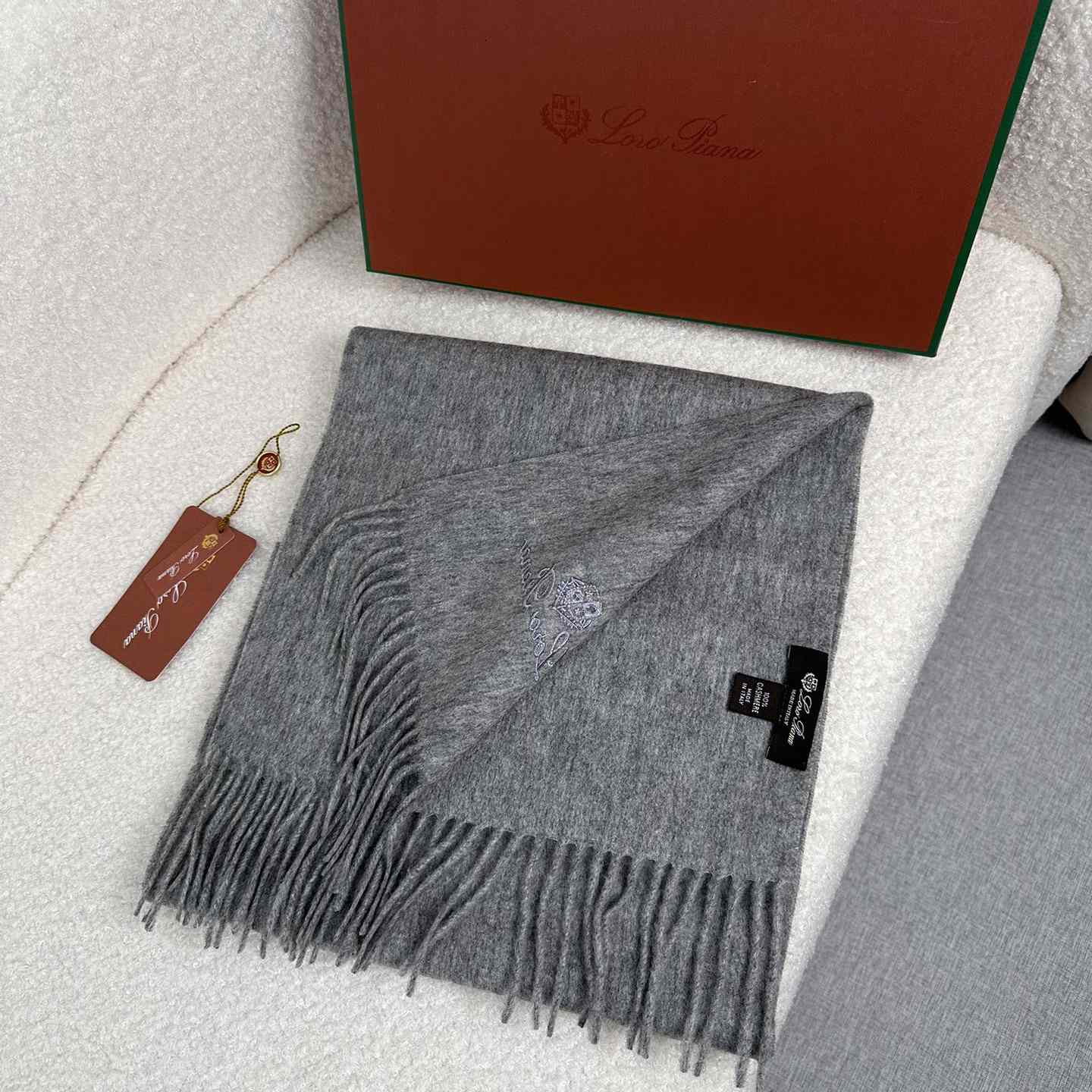 Loro Piana Grande Unita Scarf - EUR FASHION