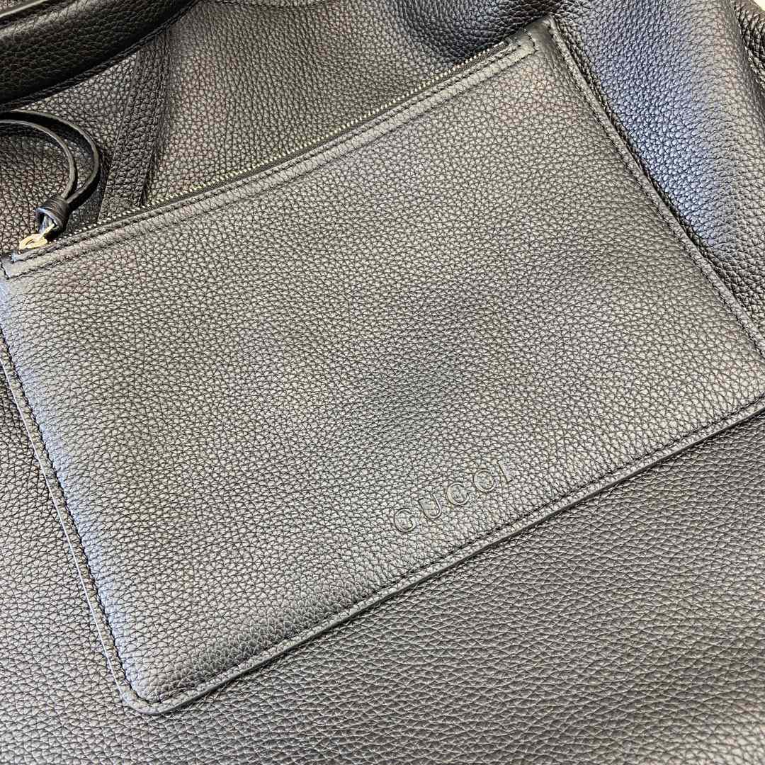 Gucci B Medium Shoulder Bag - EUR FASHION