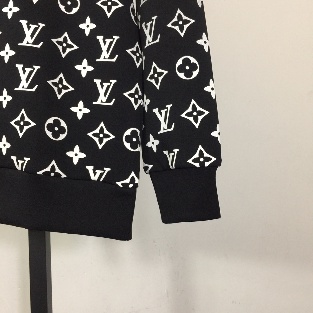 Louis Vuitton Monogram Sweatshirt - EUR FASHION