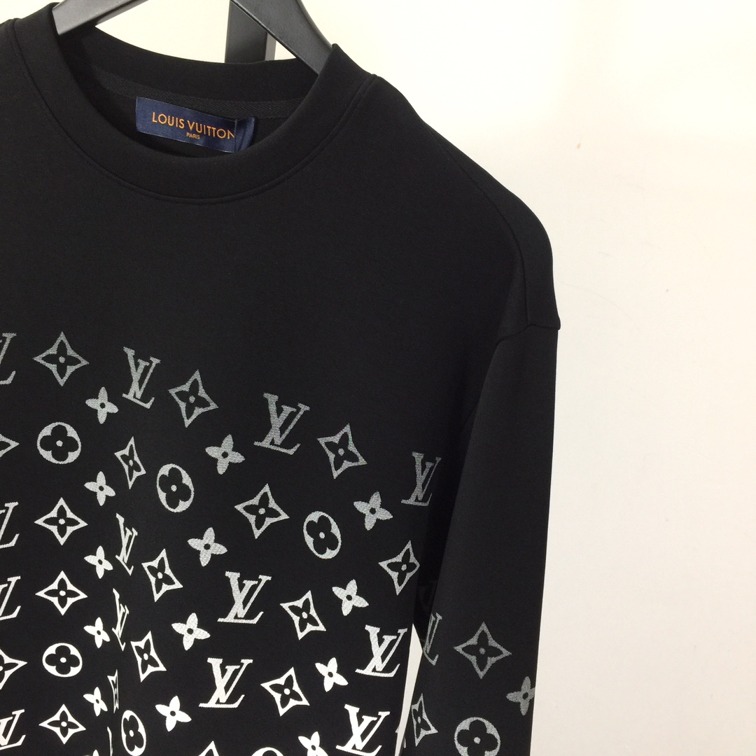 Louis Vuitton Monogram Sweatshirt - EUR FASHION